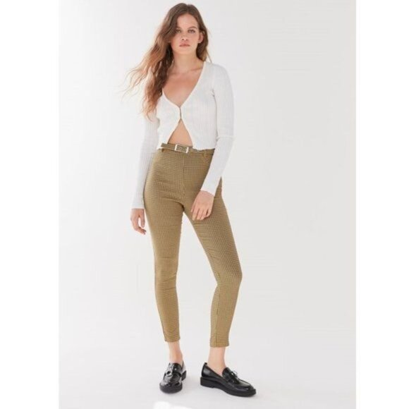 UO Neve Belted High-Waisted Cigarette Pant - 6 - Picture 1 of 14